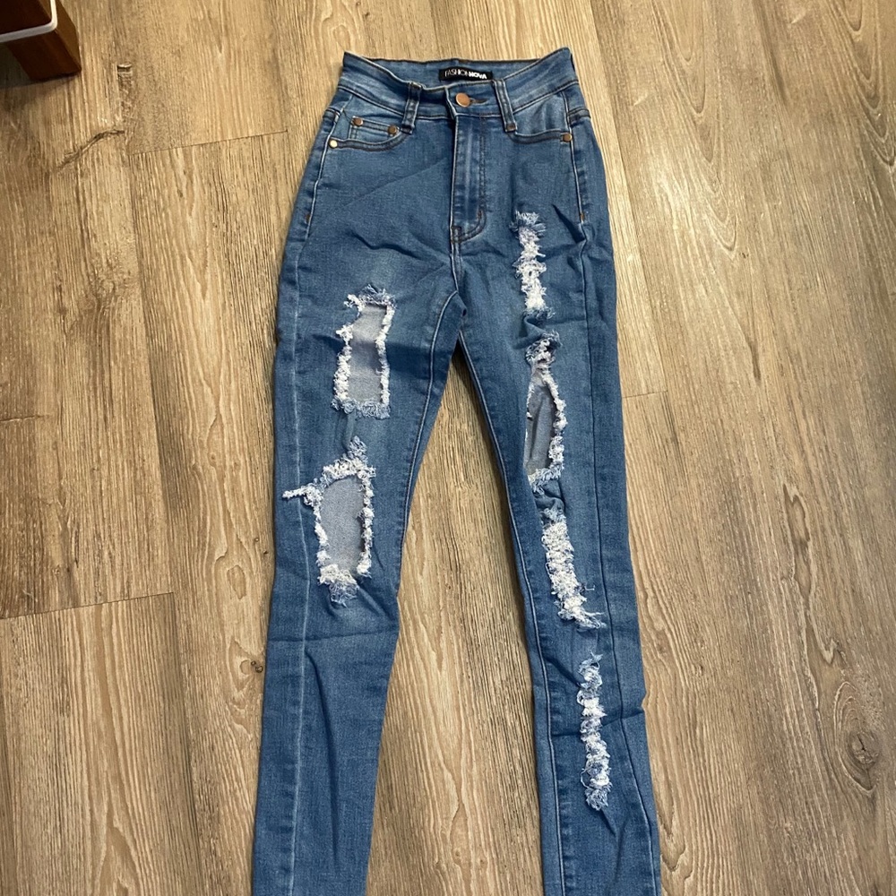 Ripped jeans
